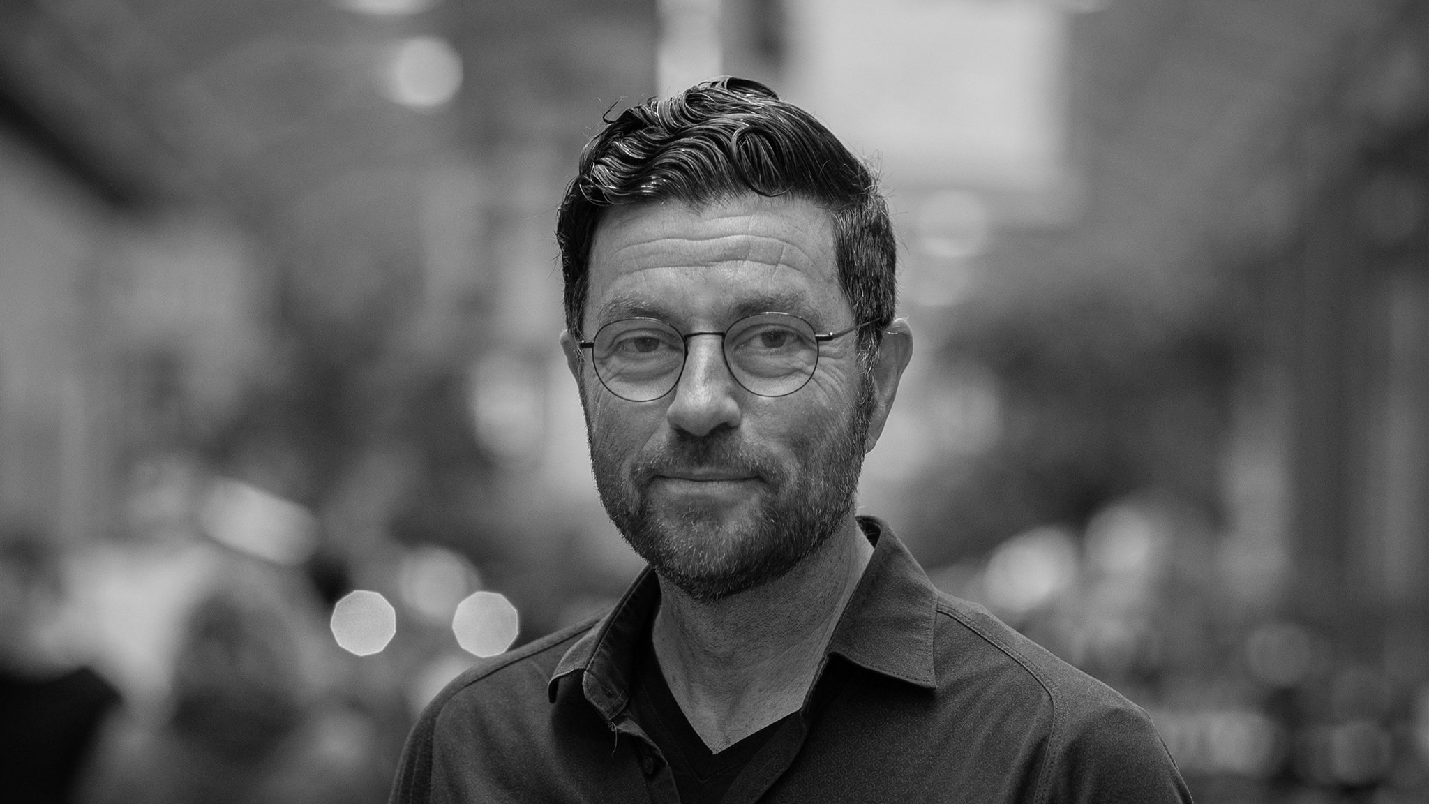 John Sijmonsbergen, zwart-witportret door fotograaf Henk Warrink